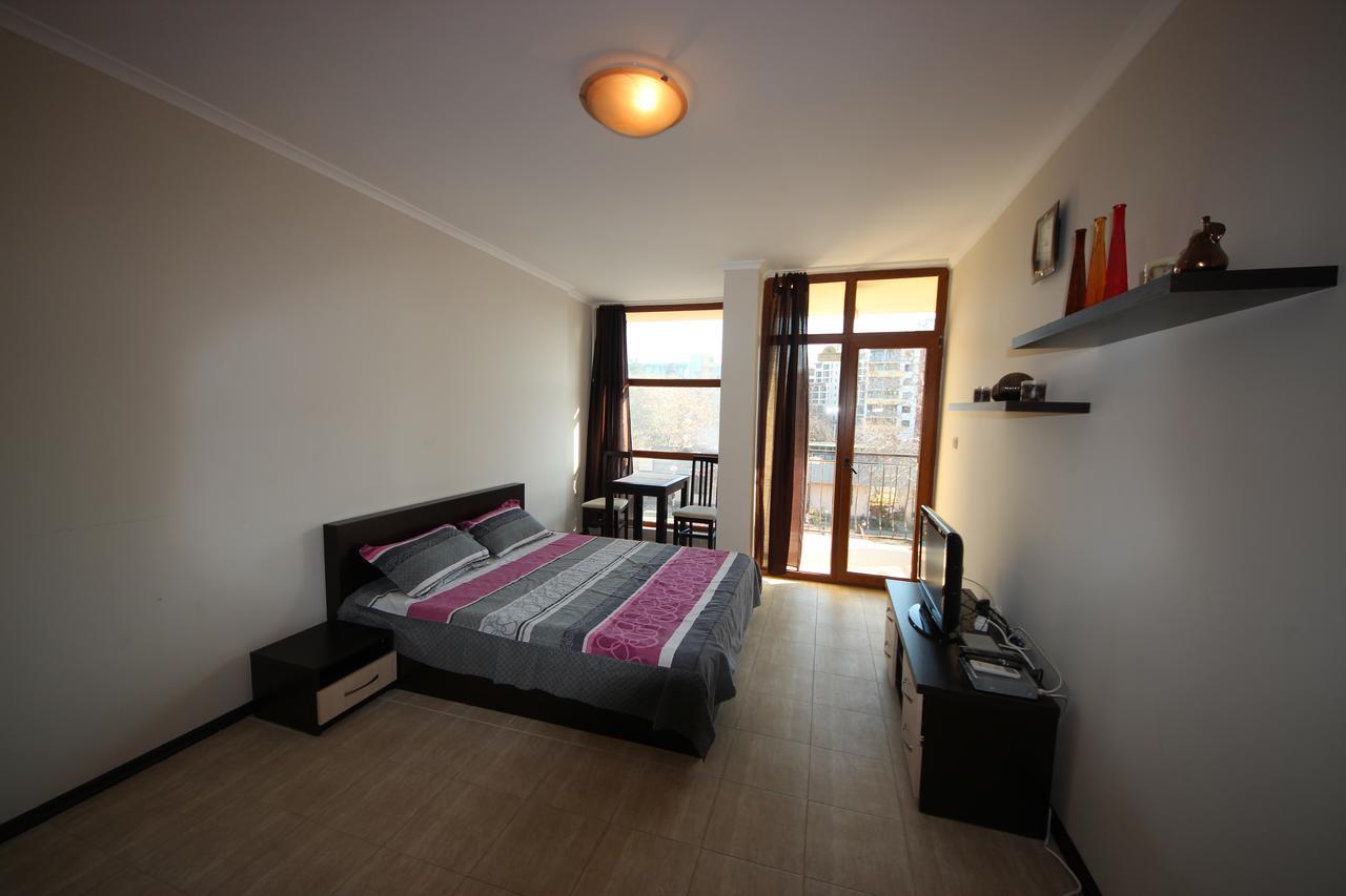 Menada Crystal Park Apartments Sunny Beach Exterior foto